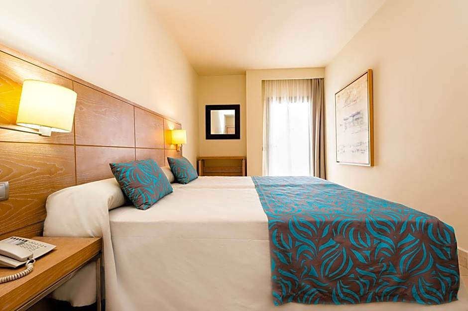 Kn Hotel Arenas del Mar Adults Only