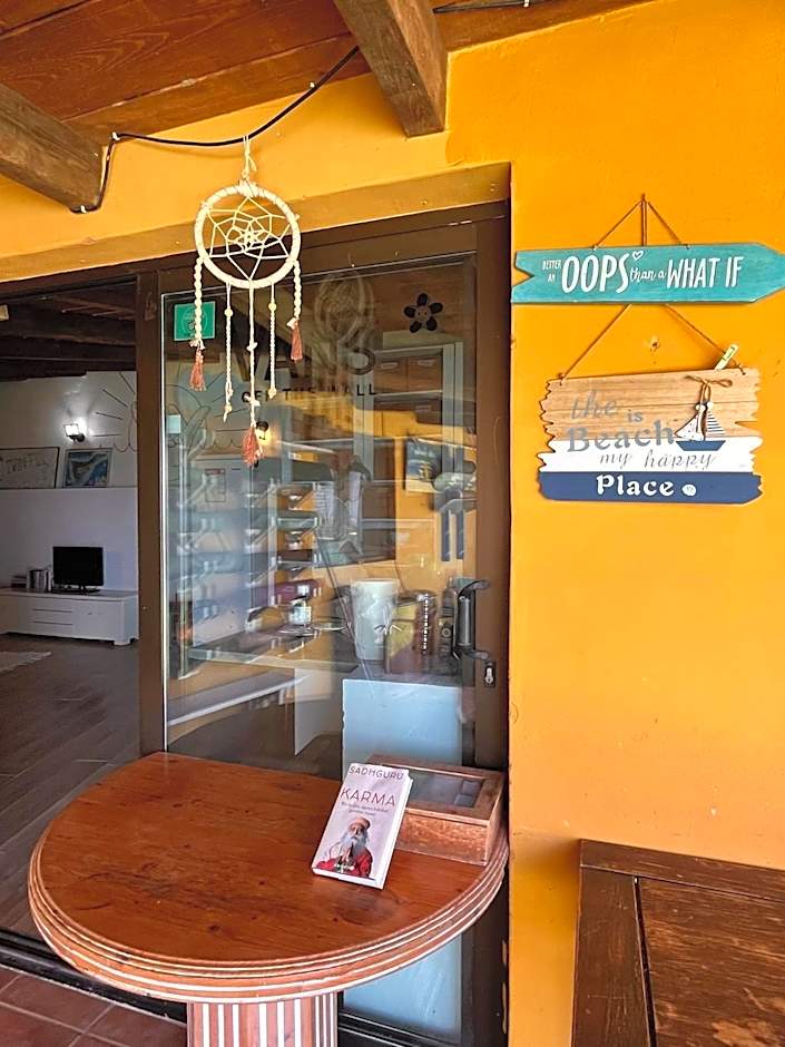 Adeje - TwinFin Hostel & Surf Yoga Camp