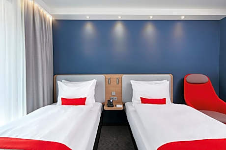 Standard Room with Two Single Beds