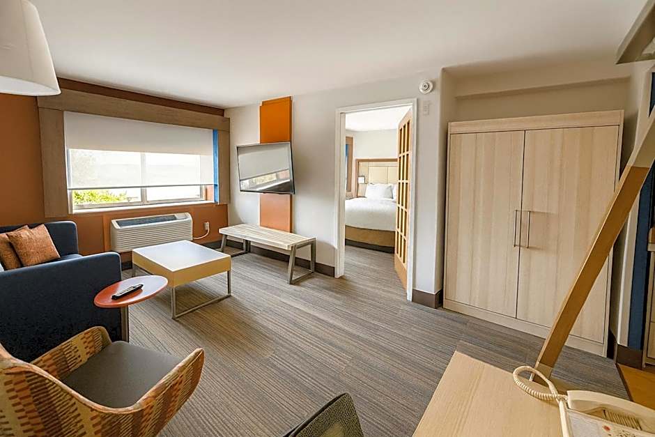 Holiday Inn Express & Suites Halifax - Bedford By IHG