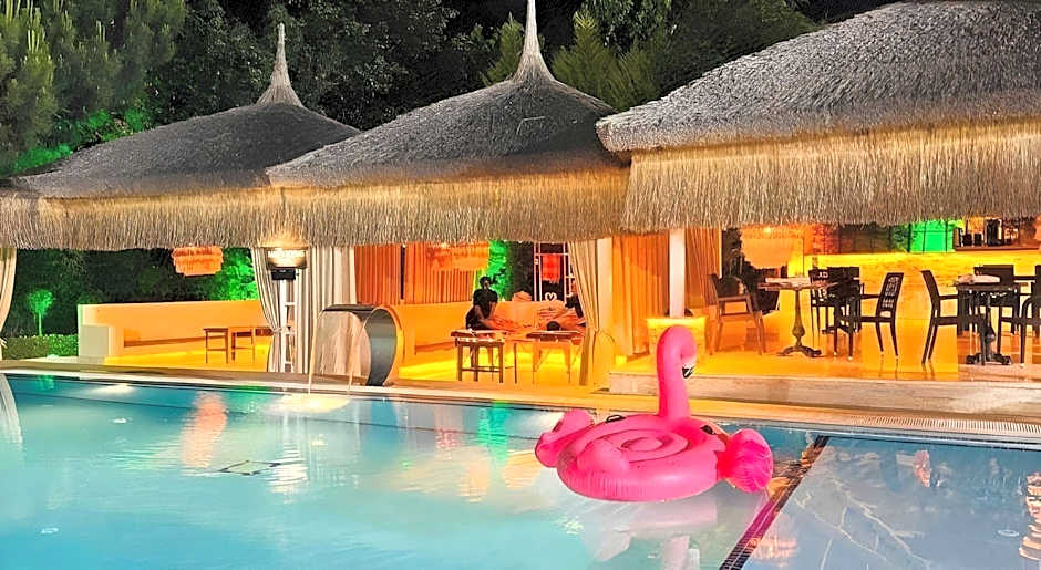 EMRTMES HOTEL & SPA TUZLA