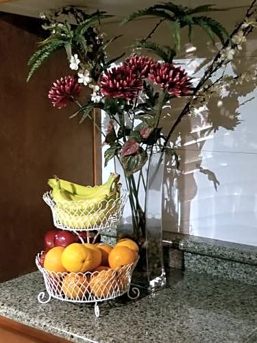 Sunburst Spa & Suites Motel – Culver City, CA