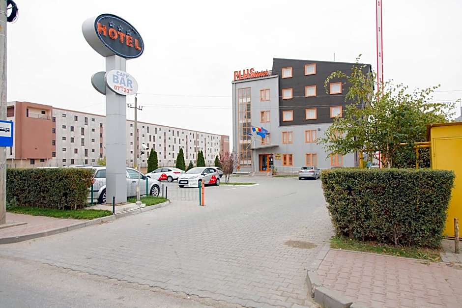 Plus Hotel