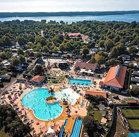 Mobil home camping la réserve Gastes