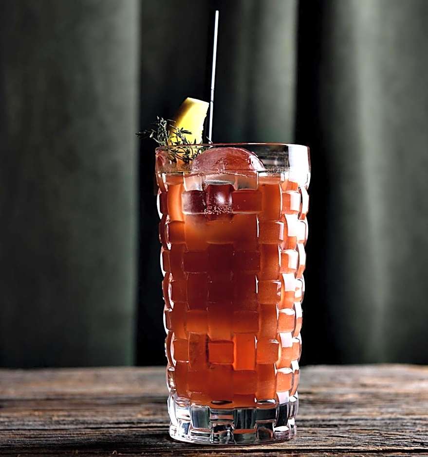 U Eat & Sleep Antwerp