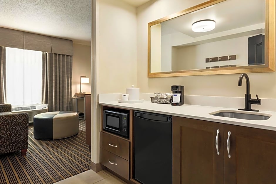 Hampton Inn & Suites Greenville-Downtown-Riverplace