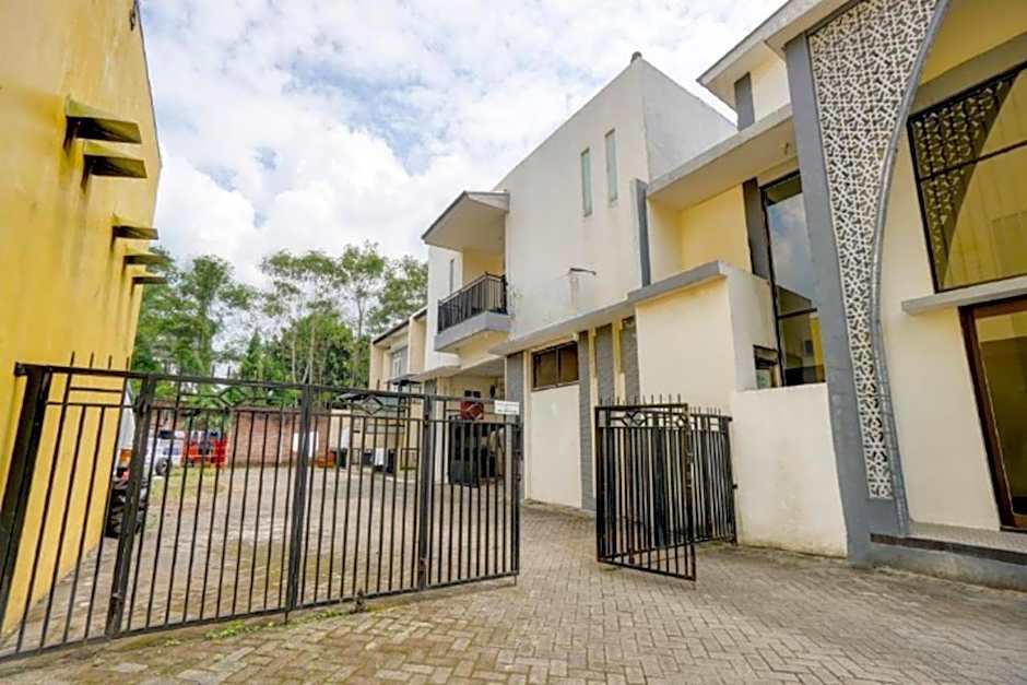 Holistay Malang By Occupied – Malang, MO
