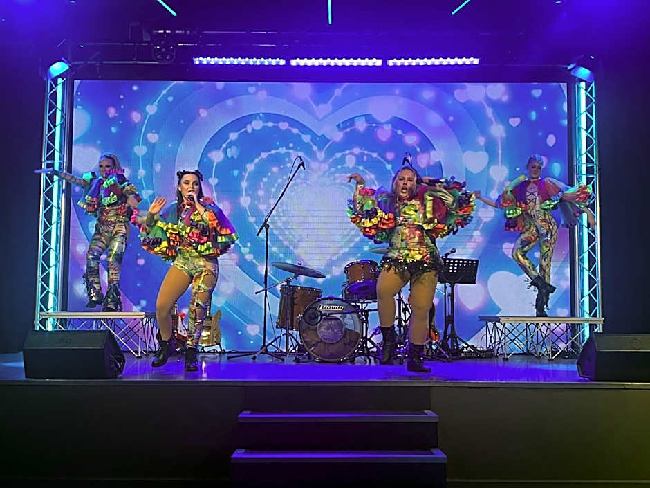 Bella-Mays Holiday Hideaway