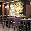 Zen Riverside Hotel n Residences