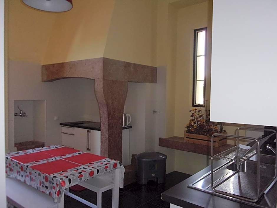 Hostel 402