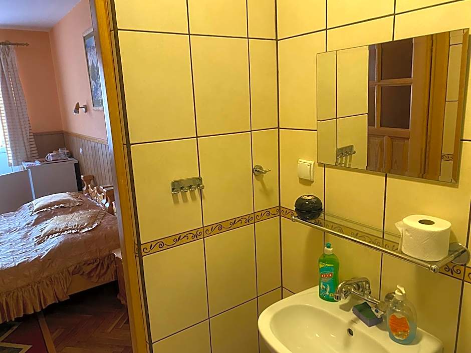 Wynajem Pokoi gościnnych Jaś i Małgosia