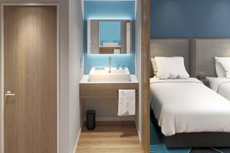 Standard Twin Room with Two Twin Beds