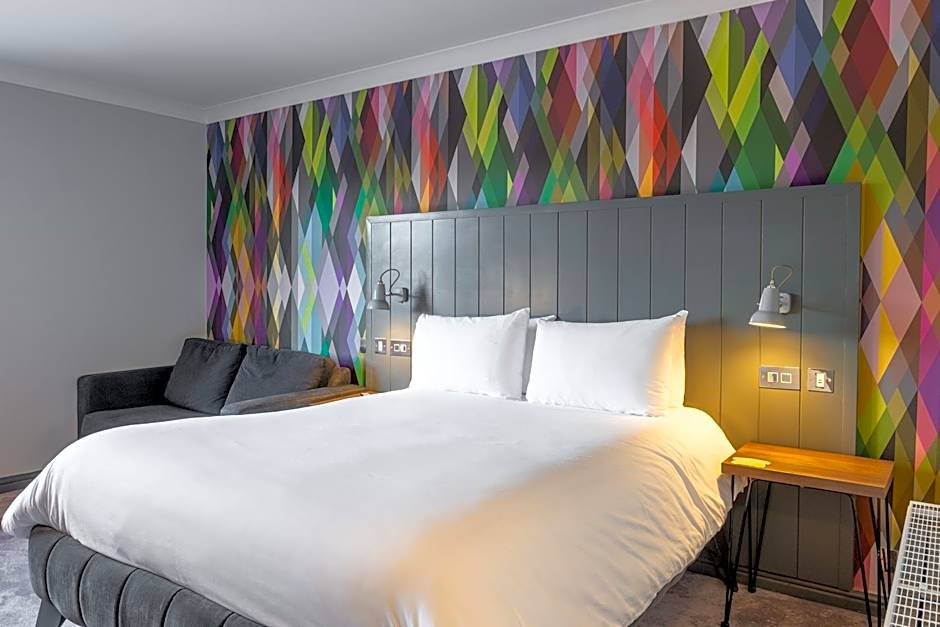 Village Hotel Chester St David's