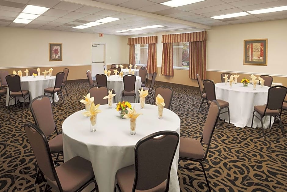 Days Inn by Wyndham Alexandria, Washington DC area