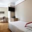 Hotel Sina Astor