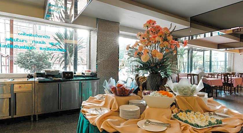 Convenient Park Bangkok Hotel