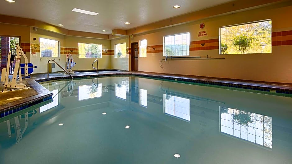 Best Western Plus Northwind Inn & Suites