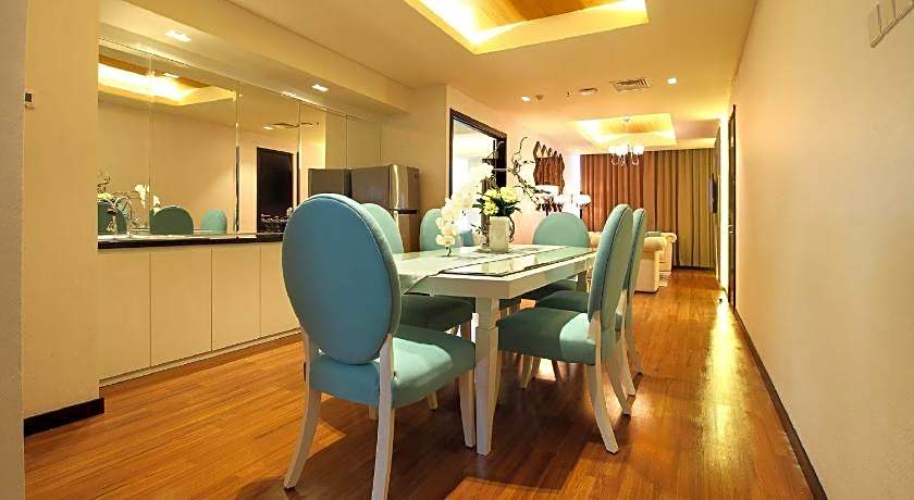 The Alana Hotel and Convention Center  Solo by ASTON