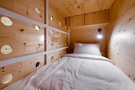 8-Bed Mixed Dormitory Room