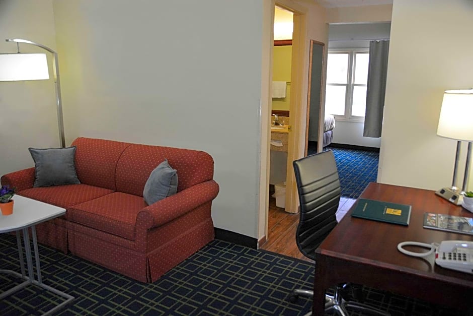 Quality Inn & Suites