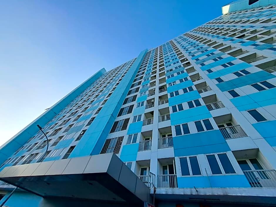 OYO Life 93106 Apartement Grand Sentraland By Andi