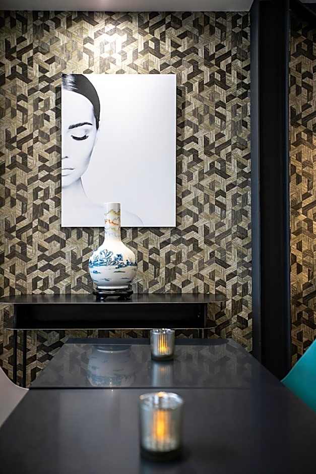 Villa Eiffel Mademoiselle