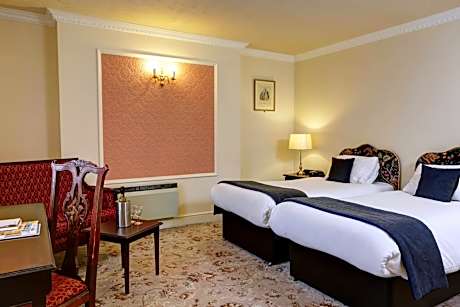 Twin Room with Sea View