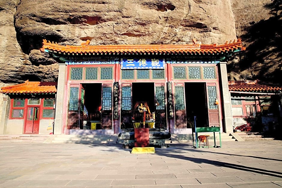 Imperial Palace Hotel