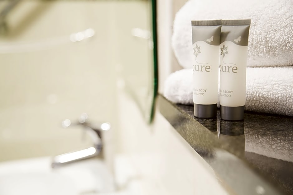 Springhill Court Hotel