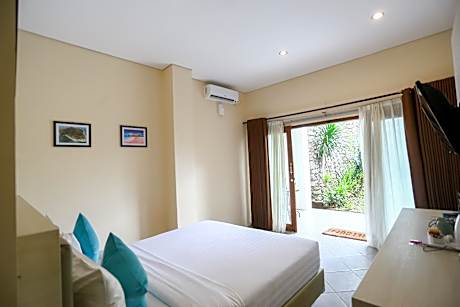 Deluxe Double Garden View