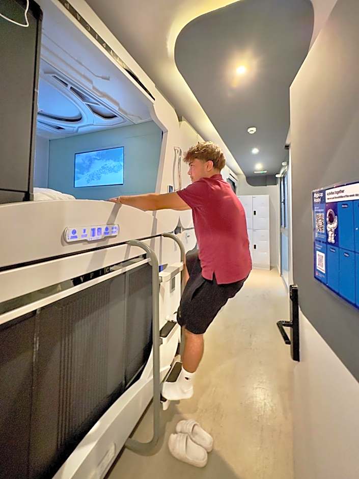 Atypicap Capsule Hostel