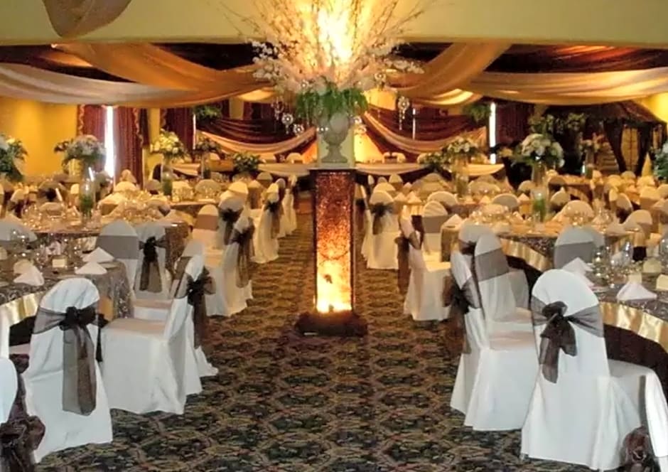 Cara Suites Hotel and Conference Centre