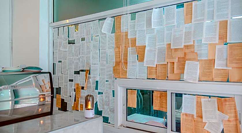 Sidewalk Boutique Hotel