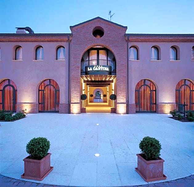 Hotel La Cantina