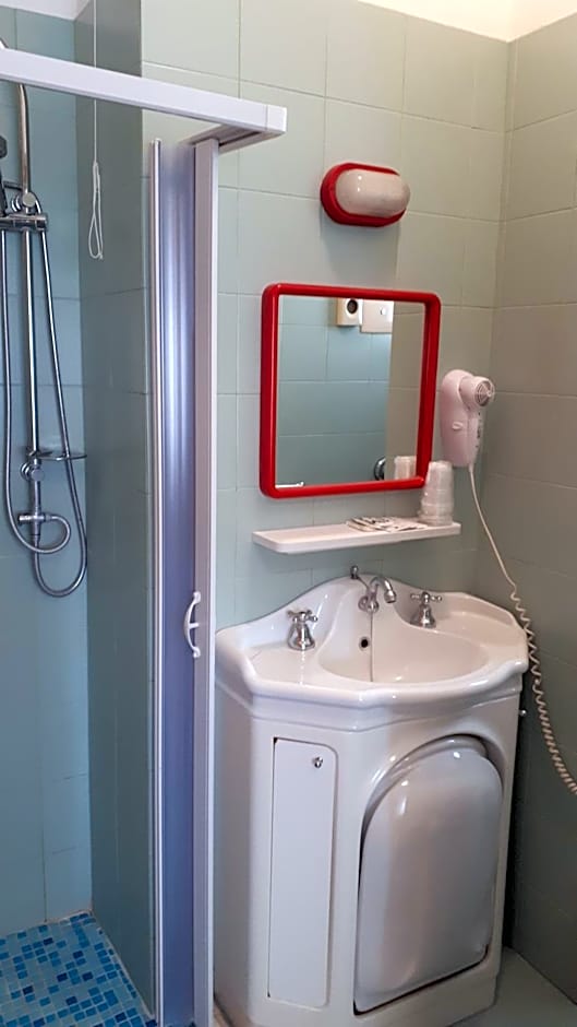 Hotel Villa Dina