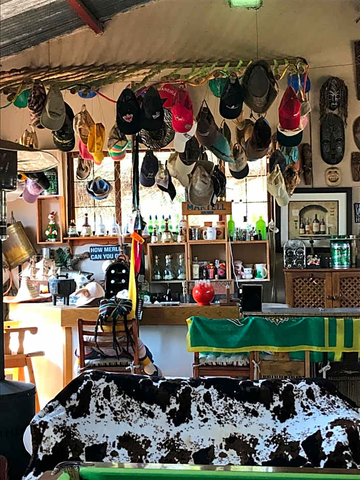 Caracal Lodge