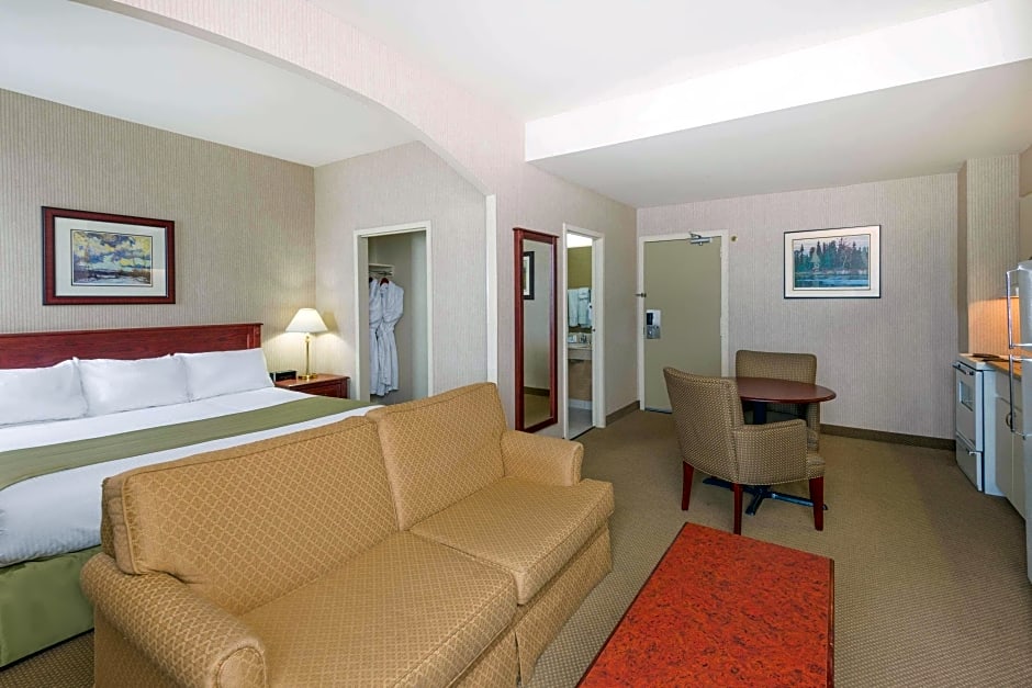 Photo 1 of 1 of Efficiency 1 King Bed