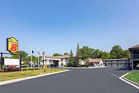 Super 8 by Wyndham Marysville/Port Huron Area