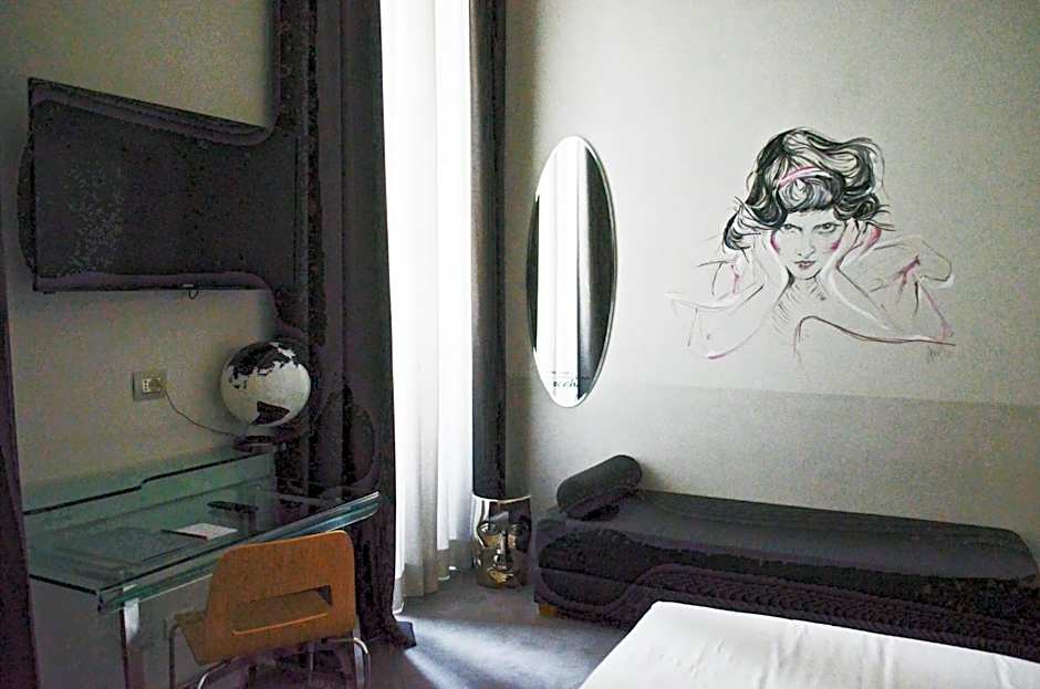 Piazza Castello Suite
