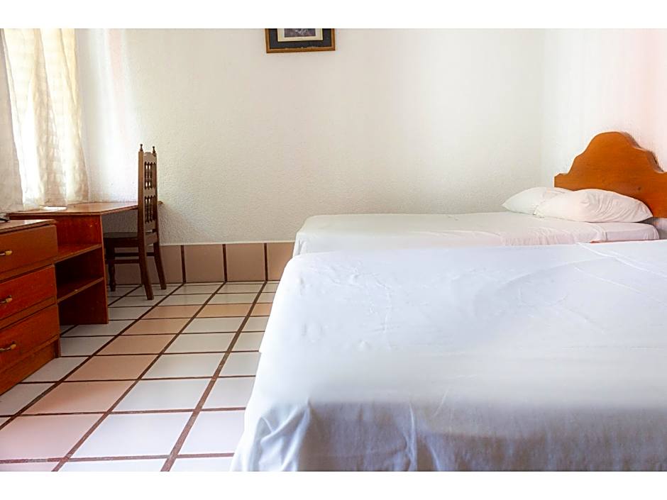 OYO Hotel San Felipe Inn