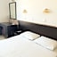 Captain's Rocks Hotel