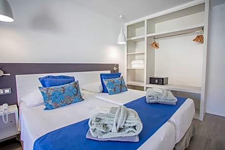 Superior Junior Suite 1 adult