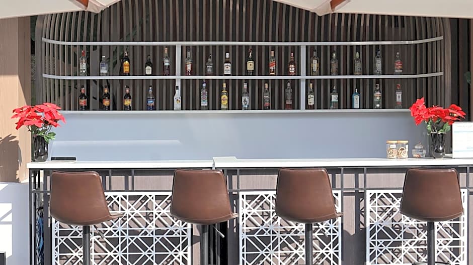 Bella Nara Phuket Naiyang Beach