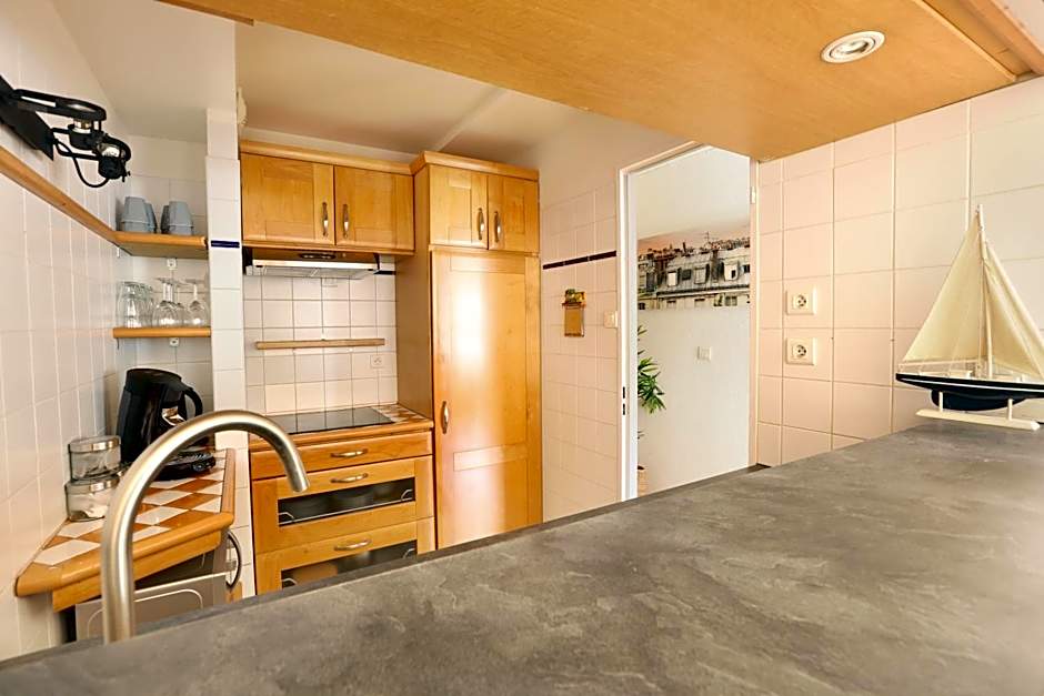 Les Lilas Serviced Apartments