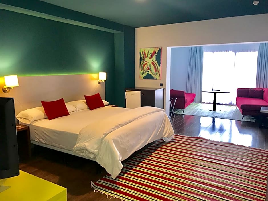 Photo 1 of 4 of Junior Suite