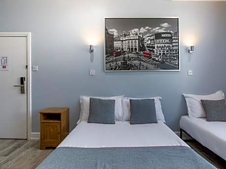 Standard Triple Studio