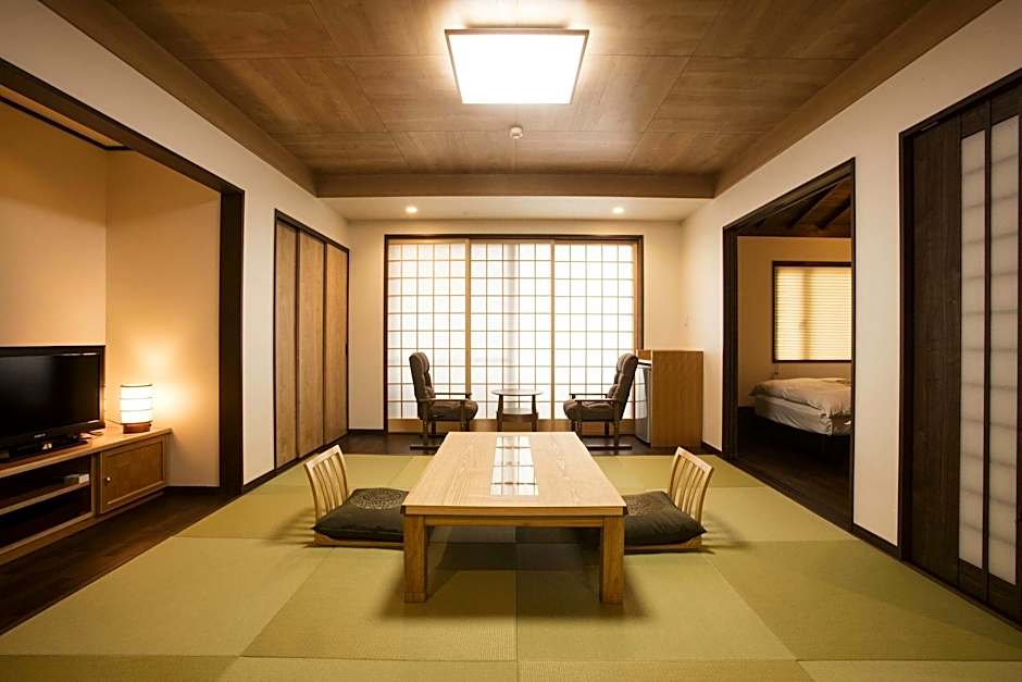 Yufuin Onsen Ryokan Mebaeso