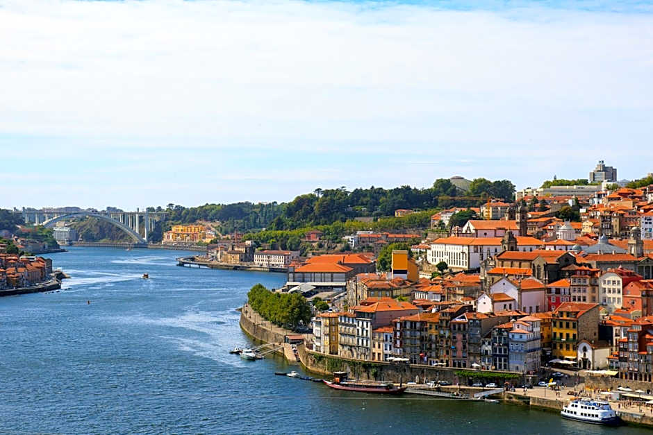 Oporto Home - River Front