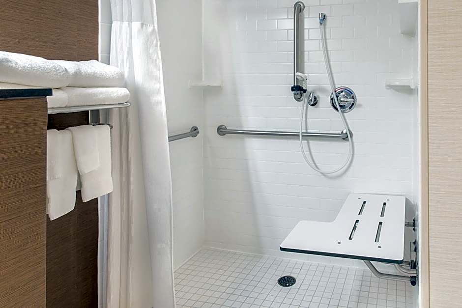 Fairfield Inn & Suites by Marriott Omaha West