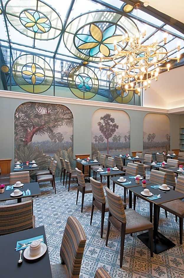 Hotel Saint Petersbourg Opera